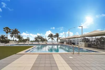 600 NE 36th St #2018, Miami, FL 33137 - Photo 12