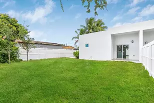 2419 NW 97th St, Miami, FL 33147 - Photo 14