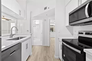 17145 N Bay Rd, Sunny Isles Beach, FL 33160 - Photo 10