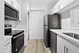 17145 N Bay Rd, Sunny Isles Beach, FL 33160 - Photo 8