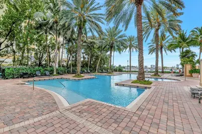 17145 N Bay Rd #4303, Sunny Isles Beach, FL 33160 - Photo 24