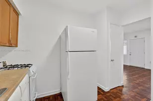 2170 NW Flagler Terrace, Miami, FL 33125 - Photo 8