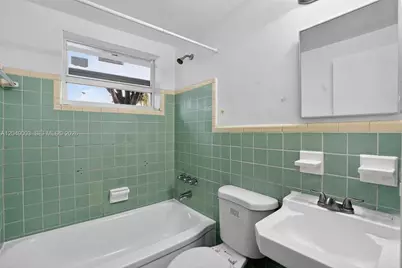 2170 NW Flagler Ter, Miami, FL 33125 - Photo 16