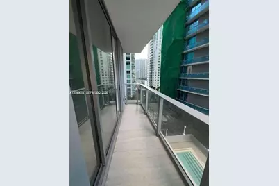 77 SE 5th St #1704, Miami, FL 33131 - Photo 2