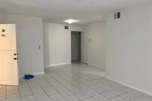 2982 NW 55th Ave, Lauderhill, FL 33313 - Photo 4
