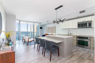 1300 Brickell Bay Dr, Miami, FL 33131 - Photo 12