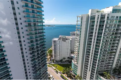 1300 Brickell Bay Dr #2509, Miami, FL 33131 - Photo 10
