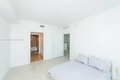 300 S Biscayne Blvd #T-2814, Miami, FL 33131 - Photo 12