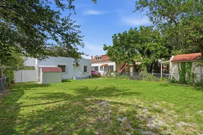 446 NE 64th St, Miami, FL 33138 - Photo 20