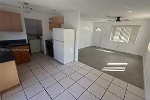 136 NW 14th Way, Dania Beach, FL 33004 - Photo 2
