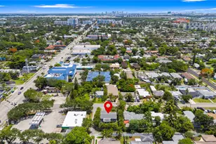 28 SE 7th St, Dania Beach, FL 33004 - Photo 12