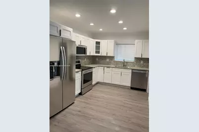 28 SE 7th St, Dania Beach, FL 33004 - Photo 4