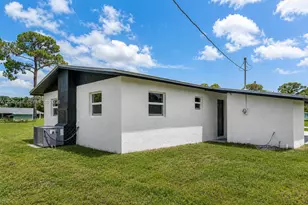 3802 N Ave N, Fort Pierce, FL 34947 - Photo 4
