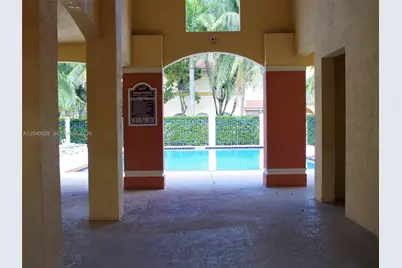 1308 N Santa Catalina Cir, North Lauderdale, FL 33068 - Photo 22