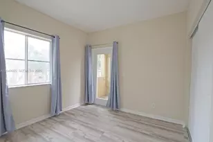 1308 N Santa Catalina Cir, North Lauderdale, FL 33068 - Photo 10