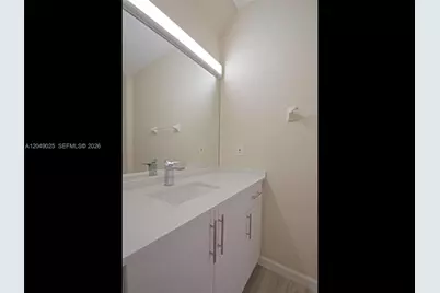 1308 N Santa Catalina Cir, North Lauderdale, FL 33068 - Photo 18