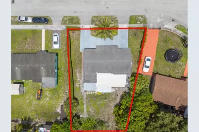 20630 NW 37th Ct, Miami Gardens, FL 33055 - Photo 32
