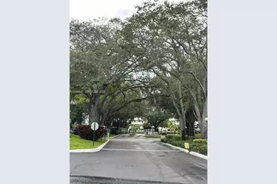 3690 Inverrary Dr #2Q, Lauderhill, FL 33319 - Photo 28