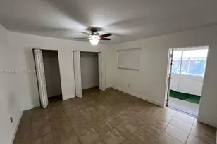 4365 W 1st Ave, Hialeah, FL 33012 - Photo 10