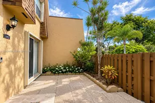 3741 NW 95th Terrace, Sunrise, FL 33351 - Photo 4