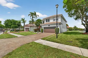 18498 E Covington Trace, Boca Raton, FL 33498 - Photo 2