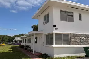 1695 NE 150th St, Miami, FL 33181 - Photo 1