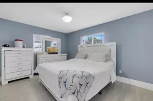 329 W 18th St, Hialeah, FL 33010 - Photo 14