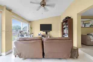 540 NW 14th St, Homestead, FL 33030 - Photo 6
