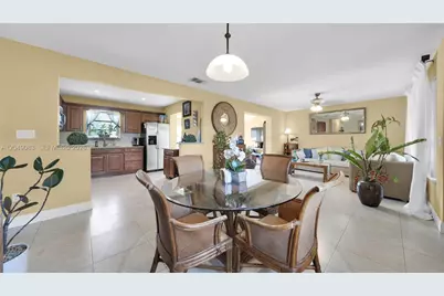 540 NW 14th St, Homestead, FL 33030 - Photo 16