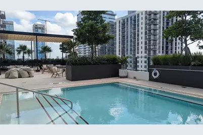 11 NE 6th St #515, Miami, FL 33132 - Photo 18