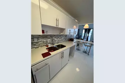100 Lincoln Rd #909, Miami Beach, FL 33139 - Photo 16