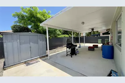 937 NE 35th Ave, Homestead, FL 33033 - Photo 36