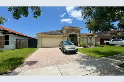 937 NE 35th Ave, Homestead, FL 33033 - Photo 2