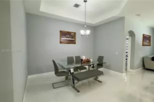 937 NE 35th Ave, Homestead, FL 33033 - Photo 8