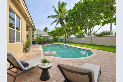744 SW 159th Ln, Pembroke Pines, FL 33027 - Photo 28