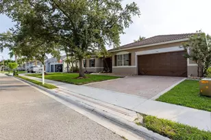 744 SW 159th Ln, Pembroke Pines, FL 33027 - Photo 44