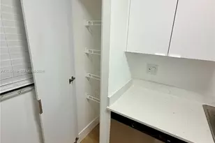 [Address not provided], Oakland Park, FL 33309 - Photo 14