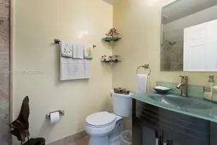 11035 NW 47th Ln, Doral, FL 33178 - Photo 20