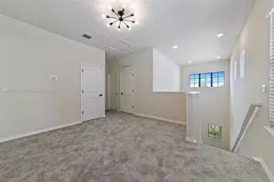 4470 Waterside Dr, Oakland Park, FL 33309 - Photo 16