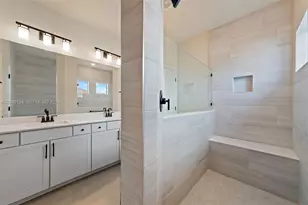4470 Waterside Dr, Oakland Park, FL 33309 - Photo 18