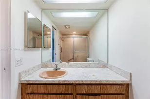 605 Oaks Dr, Pompano Beach, FL 33069 - Photo 14