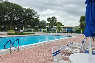 605 Oaks Dr, Pompano Beach, FL 33069 - Photo 34