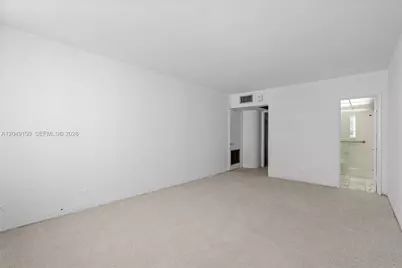 5005 Collins Ave #509, Miami Beach, FL 33140 - Photo 10