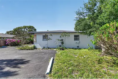 824 Bayberry Dr #Front, Lake Park, FL 33403 - Photo 26