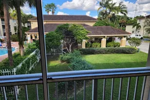 460 S Park, Hollywood, FL 33021 - Photo 1