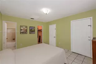 292 W 39th Pl, Hialeah, FL 33012 - Photo 20