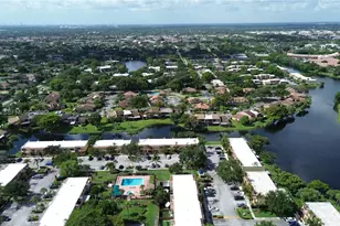 9492 NW 39th St, Sunrise, FL 33351 - Photo 38