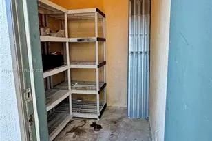 8337 NW 142nd St, Miami Lakes, FL 33016 - Photo 28