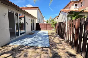 8337 NW 142nd St, Miami Lakes, FL 33016 - Photo 24