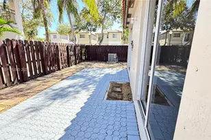8337 NW 142nd St, Miami Lakes, FL 33016 - Photo 26